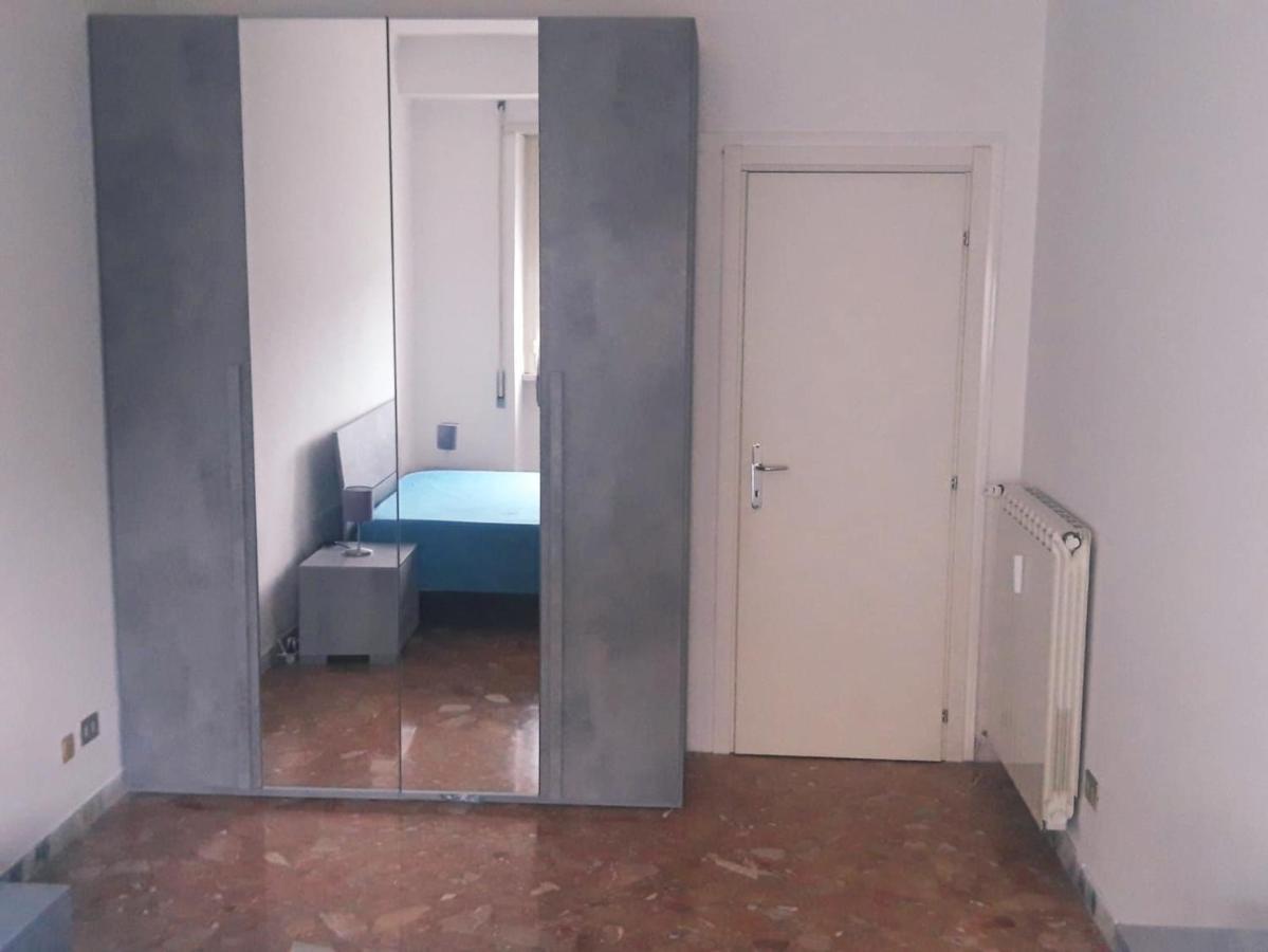 Camera Matrimoniale Vicino A San Pietro Εξωτερικό φωτογραφία